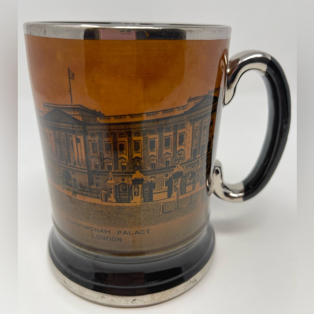 ROYAL BRADWELL: Vintage Beer Mug - Trafalgar Square & Buckingham Palace